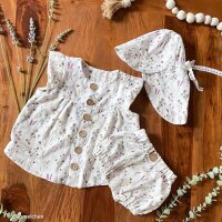 Wild Meadow by Christiane Zielinski, Swafing, Double Slub Musselin, weiß